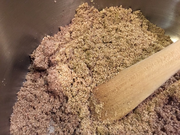 Sandy brown color of quinoa flour